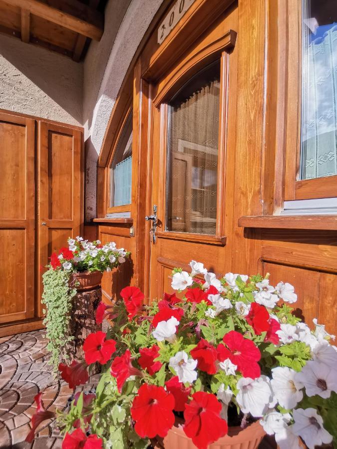 Snowflake Apartment Ливиньо Экстерьер фото